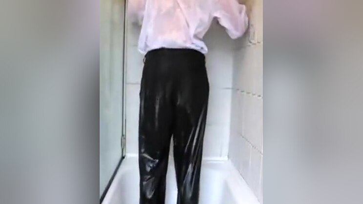 Shirt & Tie Shower in White CK Pro Stretch boxers