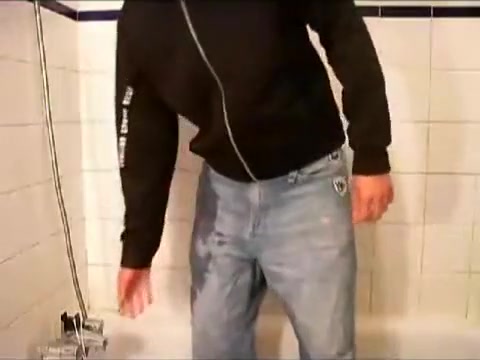 baggy + nylon trackies shower