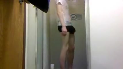obese dick twink jacks off in the dorm shower