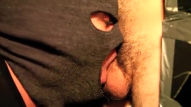 19yr student 18+'s first gloryhole BJ