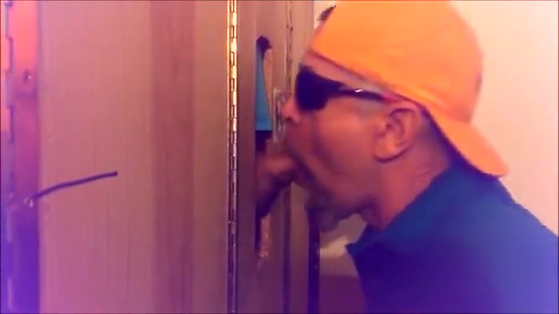 Gloryhole: 22yo college boyfrend comes to the gap
