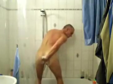shower & xxxtras