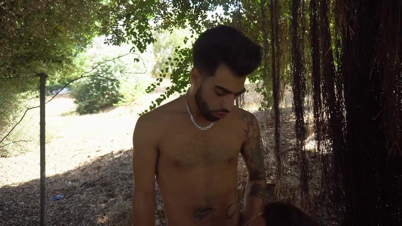 Danny Boss and Yah-Jil - UKNakedMen