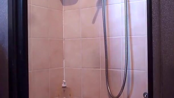 Shower Show three - Balls