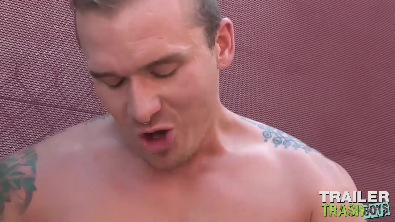 TRAILERTRASHBOYS Isaac X Wins The Bet And Fucks Devin Franco