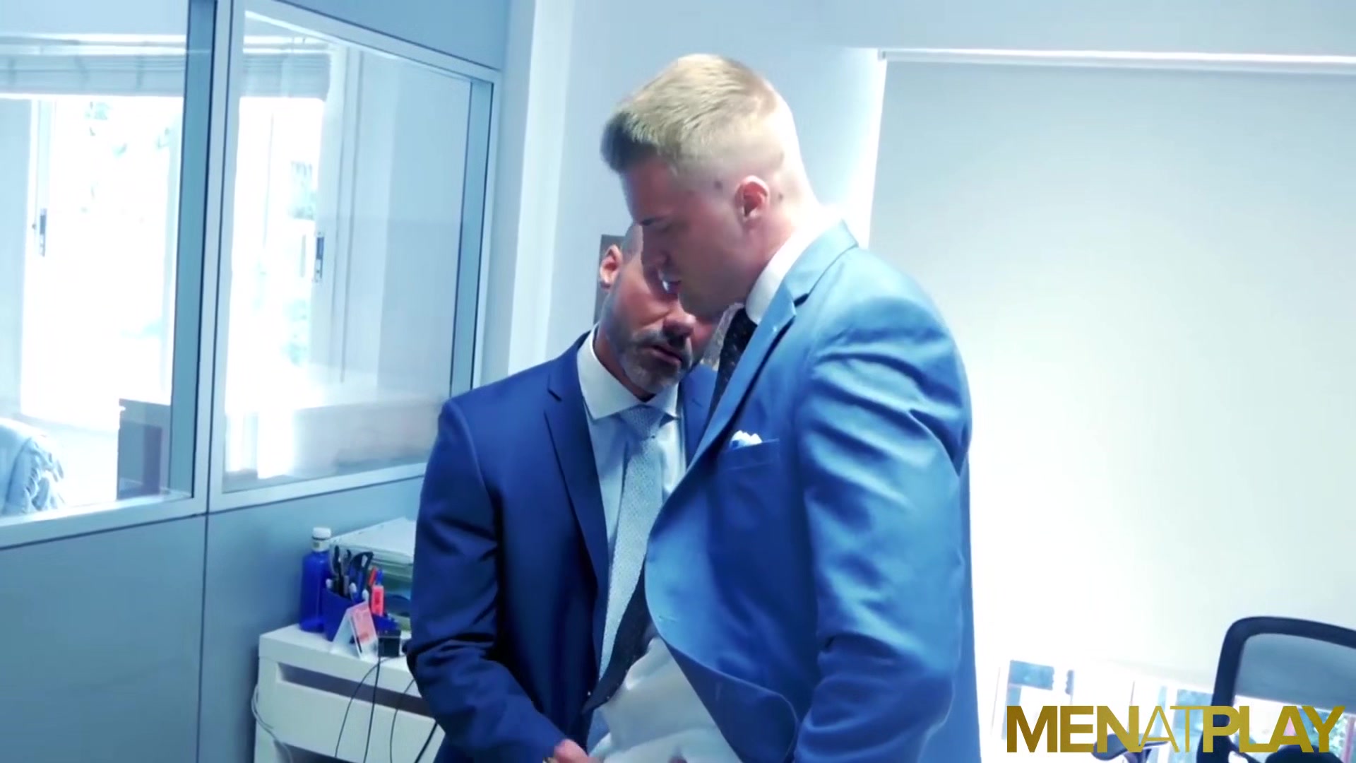 MENATPLAY Kinky Gay Boss Manuel Skye Anal Bangs Johan Kane