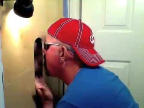 Gloryhole Married Boyfrend Returns to Face Hole Me