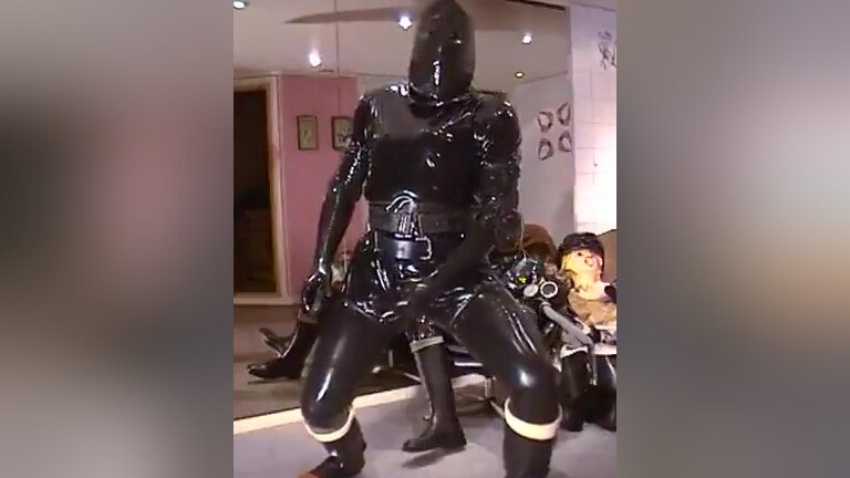 Roxina2003ShinyKinkyHorny140403XL