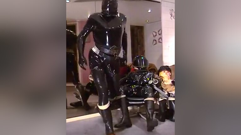Roxina2003ShinyKinkyHorny140403XL