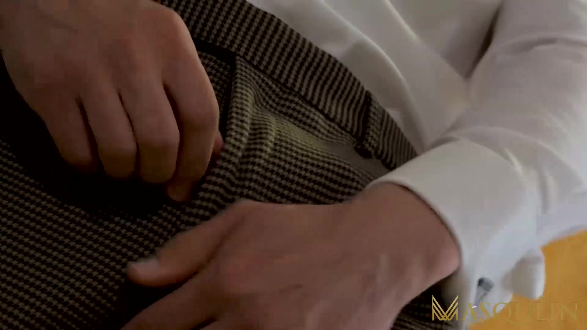 MASQULIN Handsome Latino Miguel Angel Masturbates Cock Solo