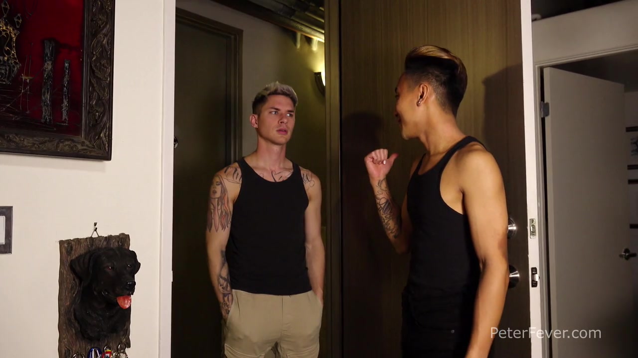 The Apartment: Zak Gets Some Booty