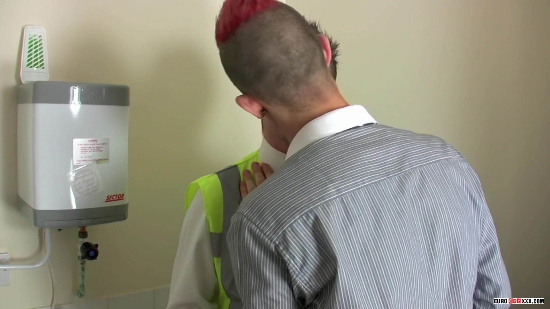 Labour Contractors Fuck In Office Kitchen - Jamie Rae & Nick Hill