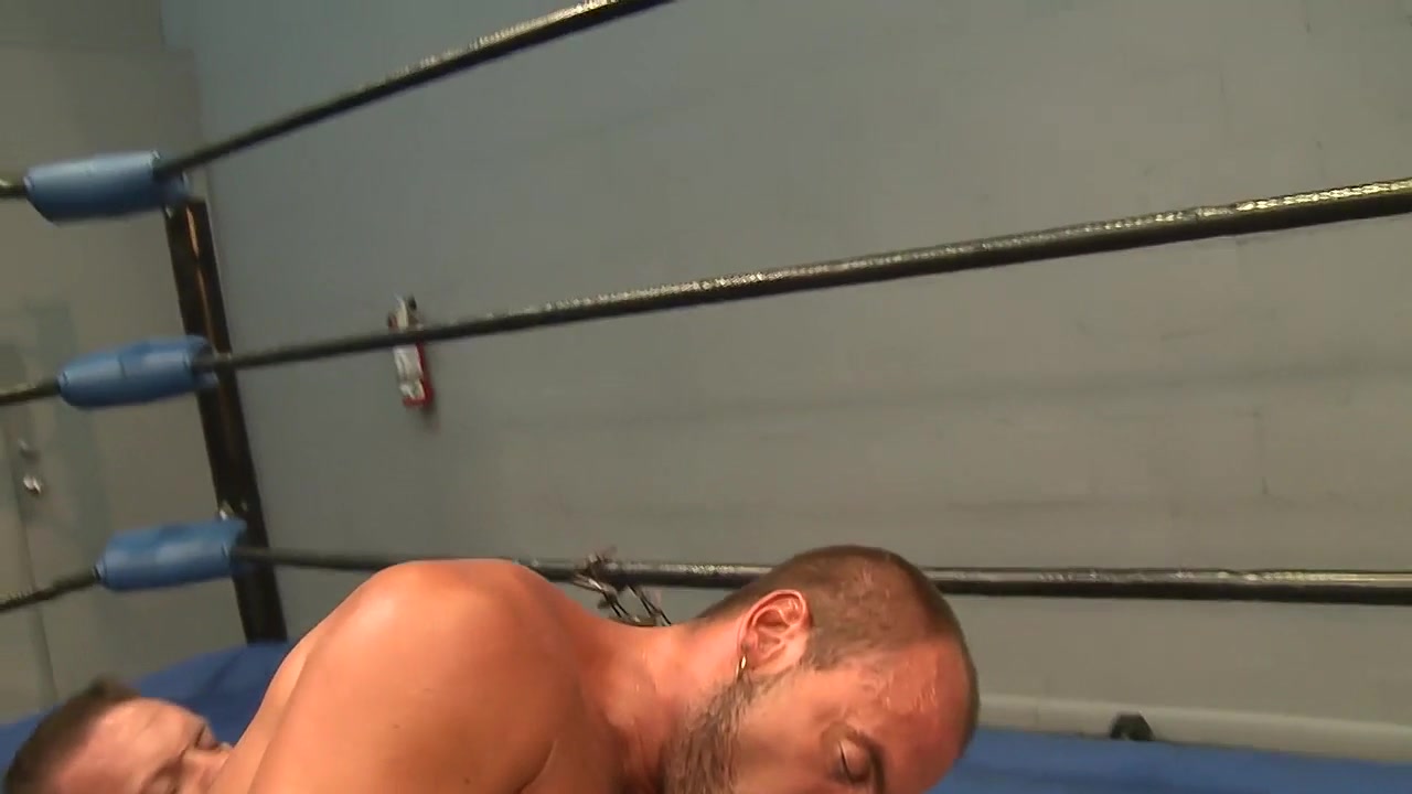 Getting Rough In The Ring - Colin Steele & Jessie Balboa
