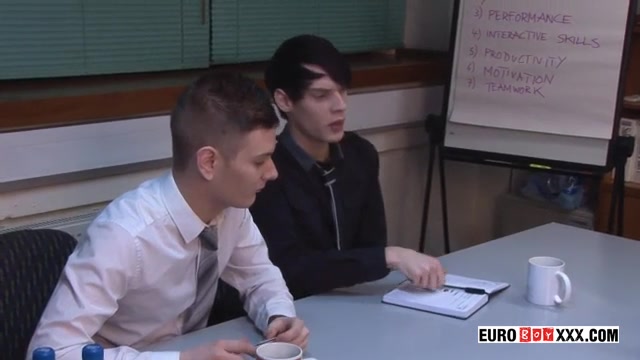 Bareback Business Twink Threeway Fuck - Aaron Aurora, Shaun Mann & Skye Romeo