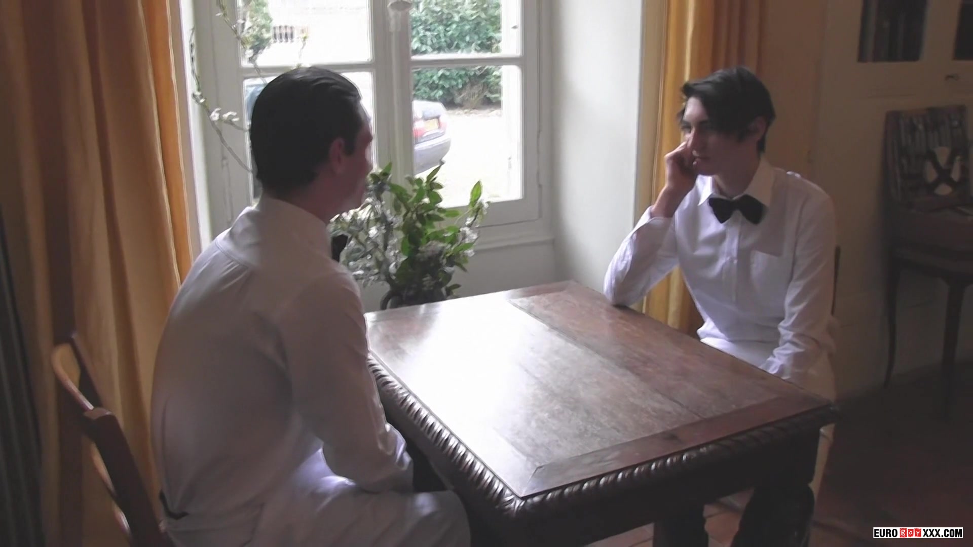 Well Dressed Lads Fuck Bareback - Kyle & Scott