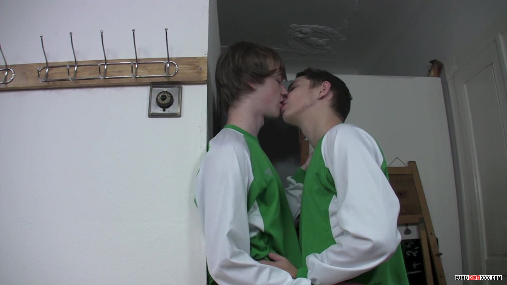 Flip Flopping Bareback Footballers! - Kai Alexander & Kevin Ateah