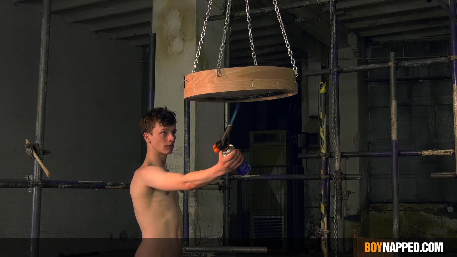 Tormenting 2 Twinky Play Things - 2 - Avery Monroe & Alex Faux