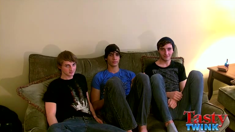 Everyone's Fucking Everyone on the Couch - Josh, Braxton & Tristan