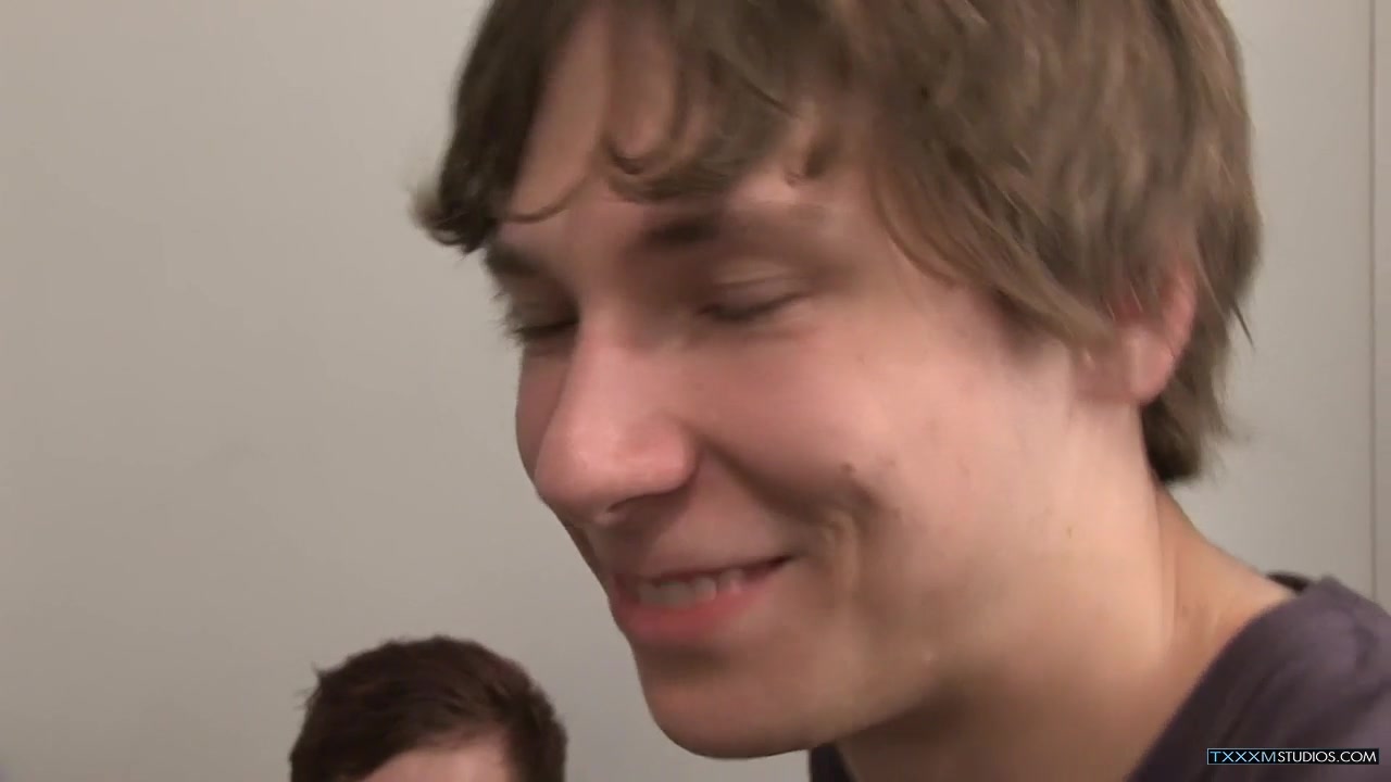 Who Can Take The Most Cock? 1 - Aaron Aurora, Cody Reeed orgy