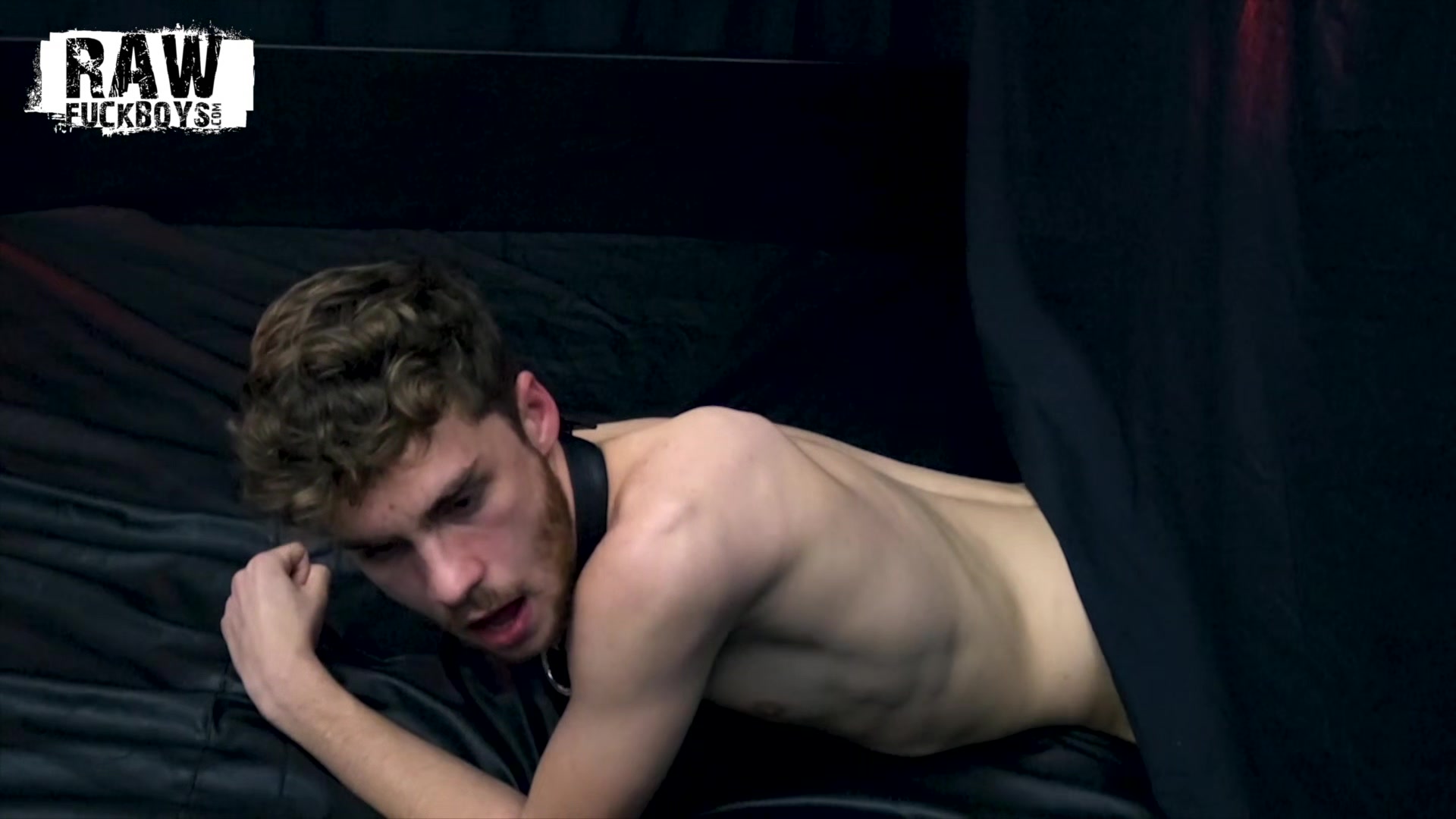 RAW FUCK BOYS - Hairy stud hammers willing twink raw through curtain