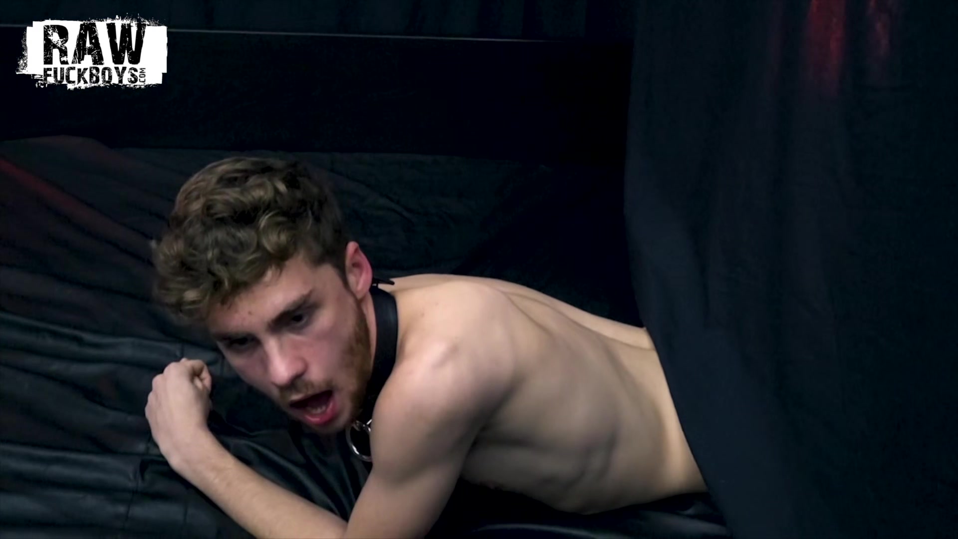 RAW FUCK BOYS - Hairy stud hammers willing twink raw through curtain