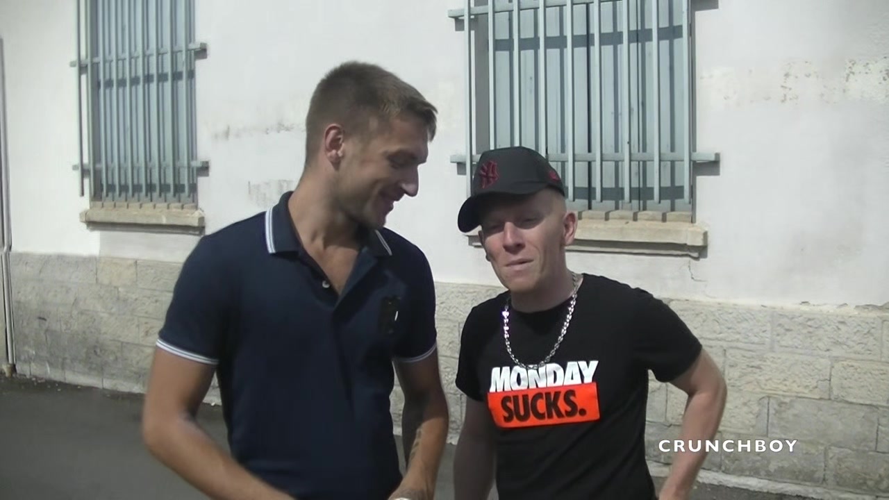 ROMANTIK fuckede bareback by the french twink ALEC B for CRUNCHBOY