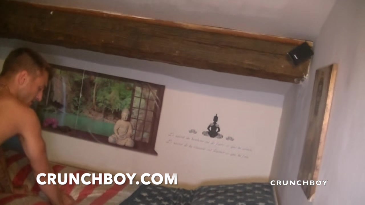 ROMANTIK fuckede bareback by the french twink ALEC B for CRUNCHBOY