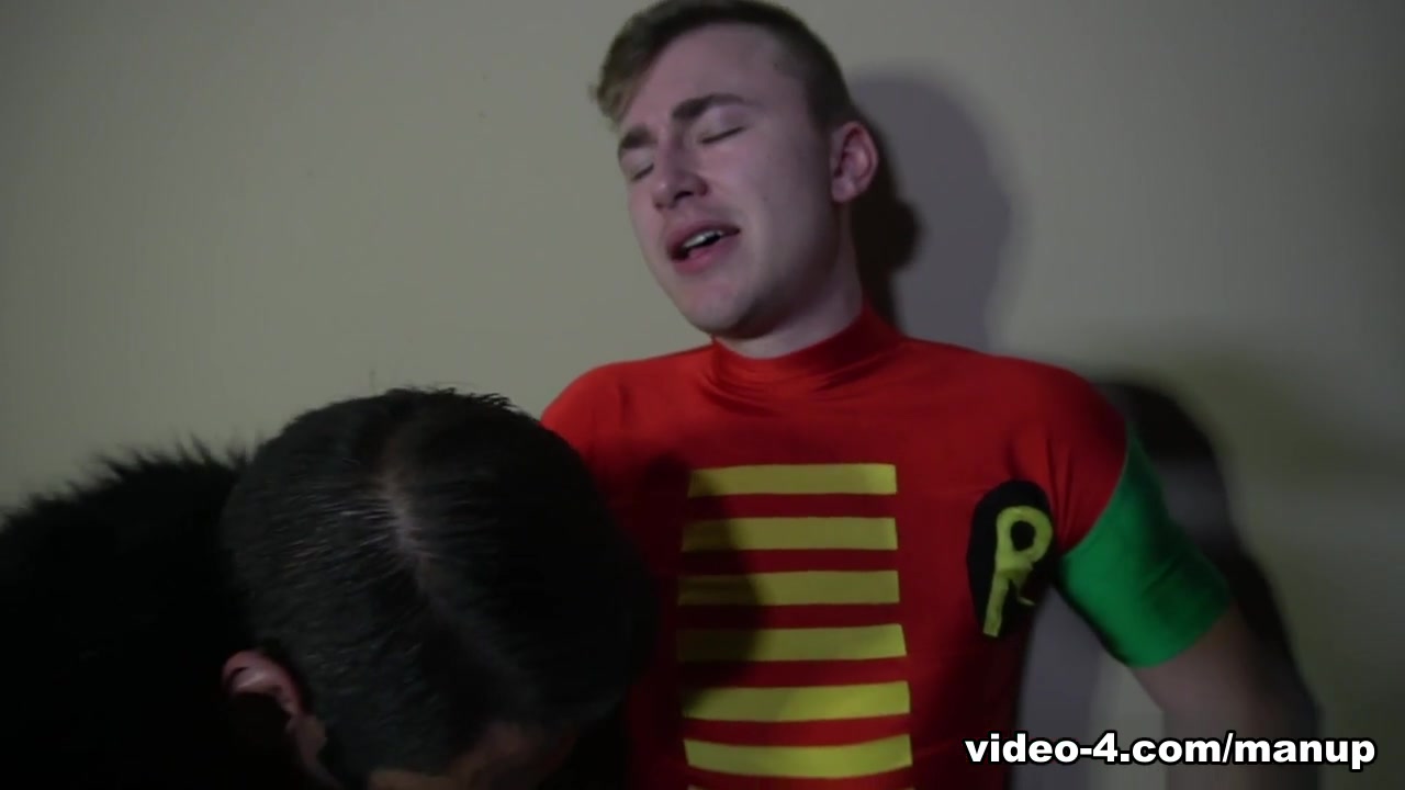 Draven Navarro & Zander Lane in Boy Wonder Mind Fucked - ManUpFilms