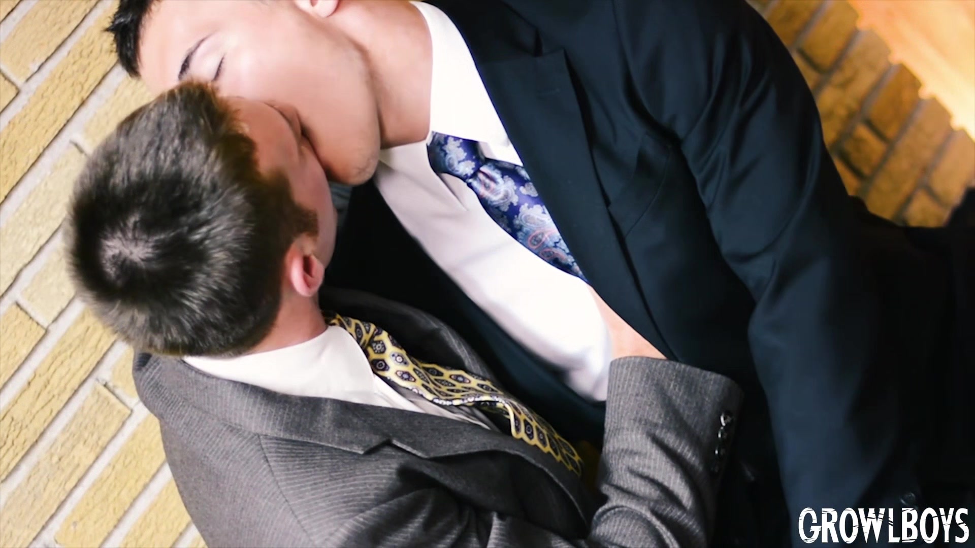 Growlboys - Sex mad suited ginger twink barebacks cute hairless virgin
