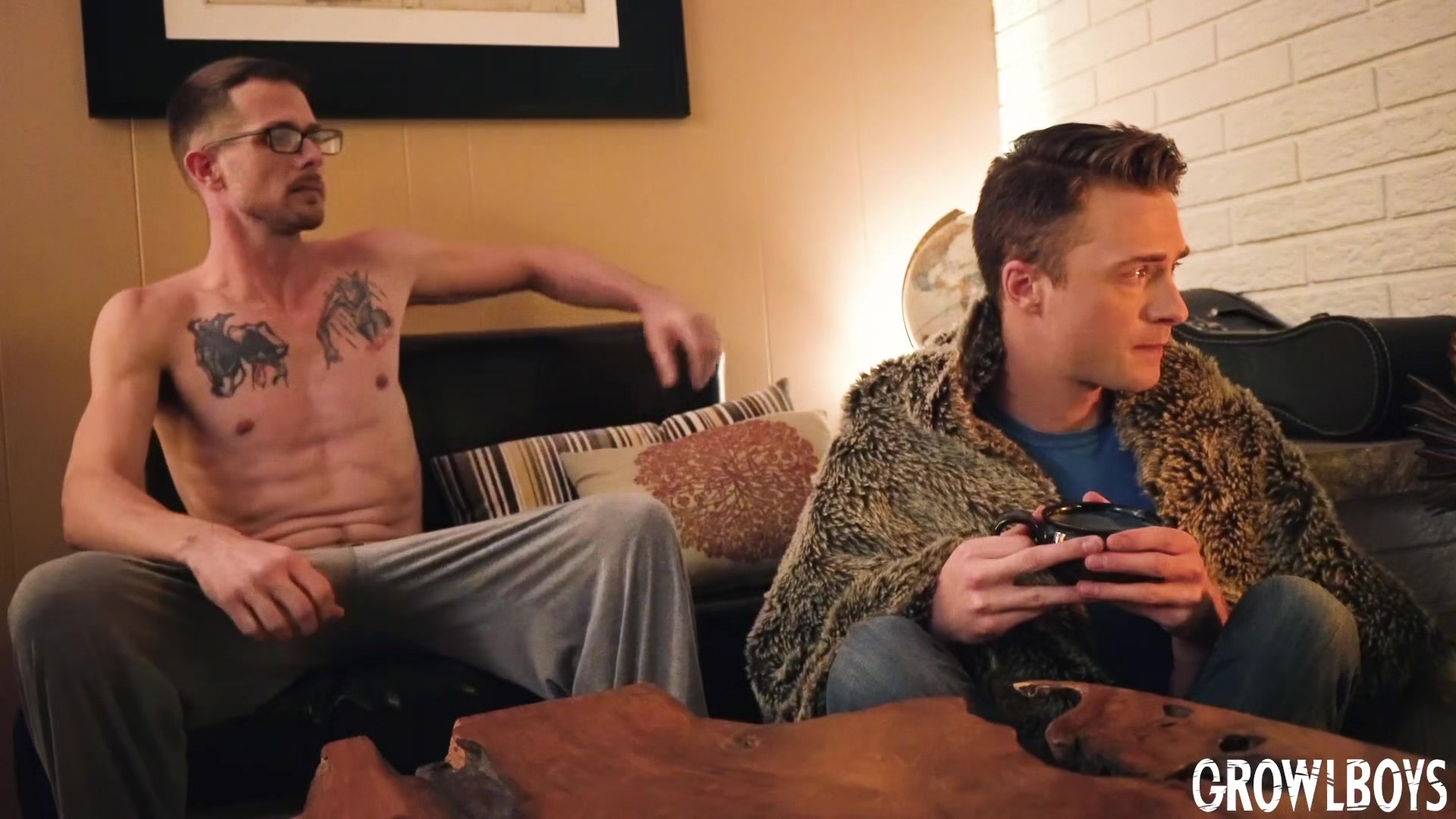 Growlboys Tattooed sexy older guy seduces and fucks young virgin