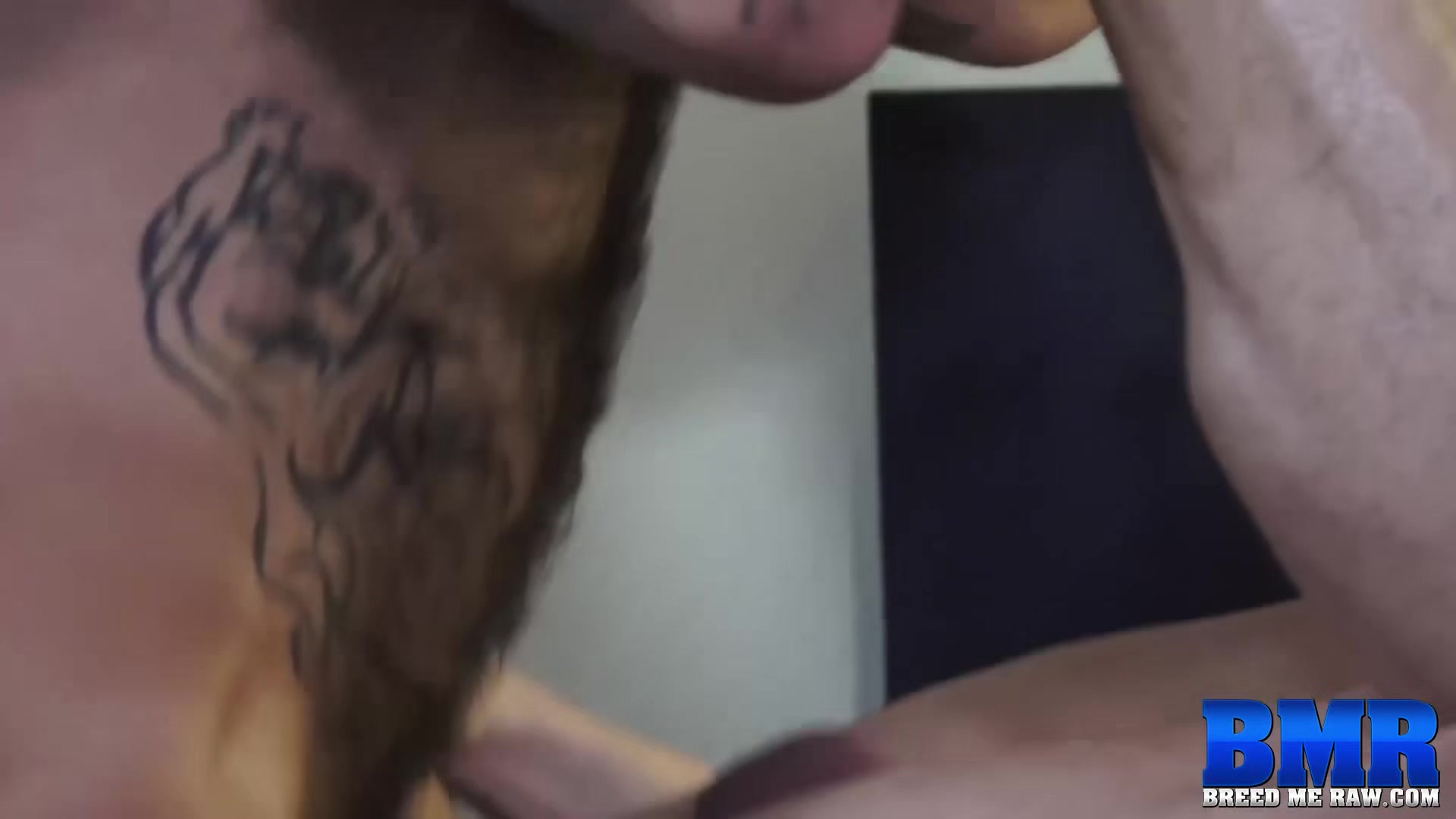 BREEDMERAW Inked Hairy Atlas Grant Raw Breeds Gabriel Divo