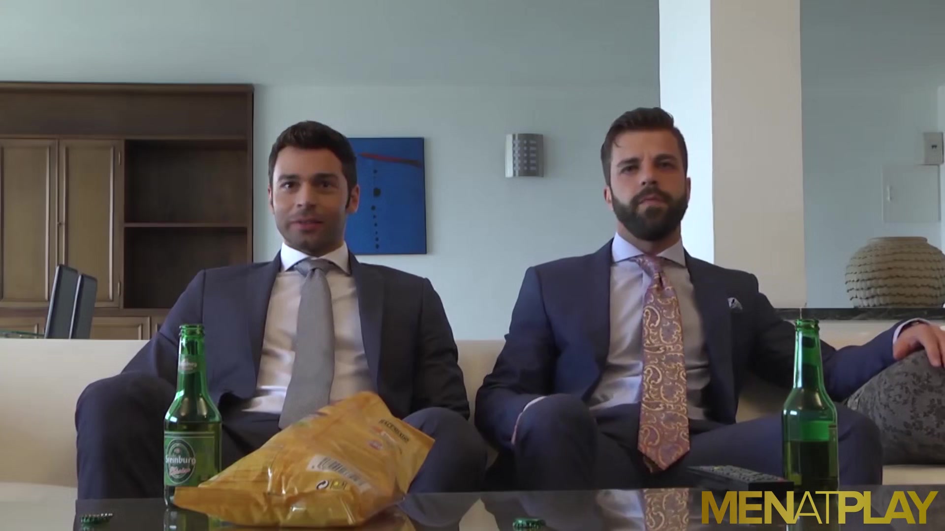 MENATPLAY Latino Dario Beck Anal Rides Hunk Hector de Silva