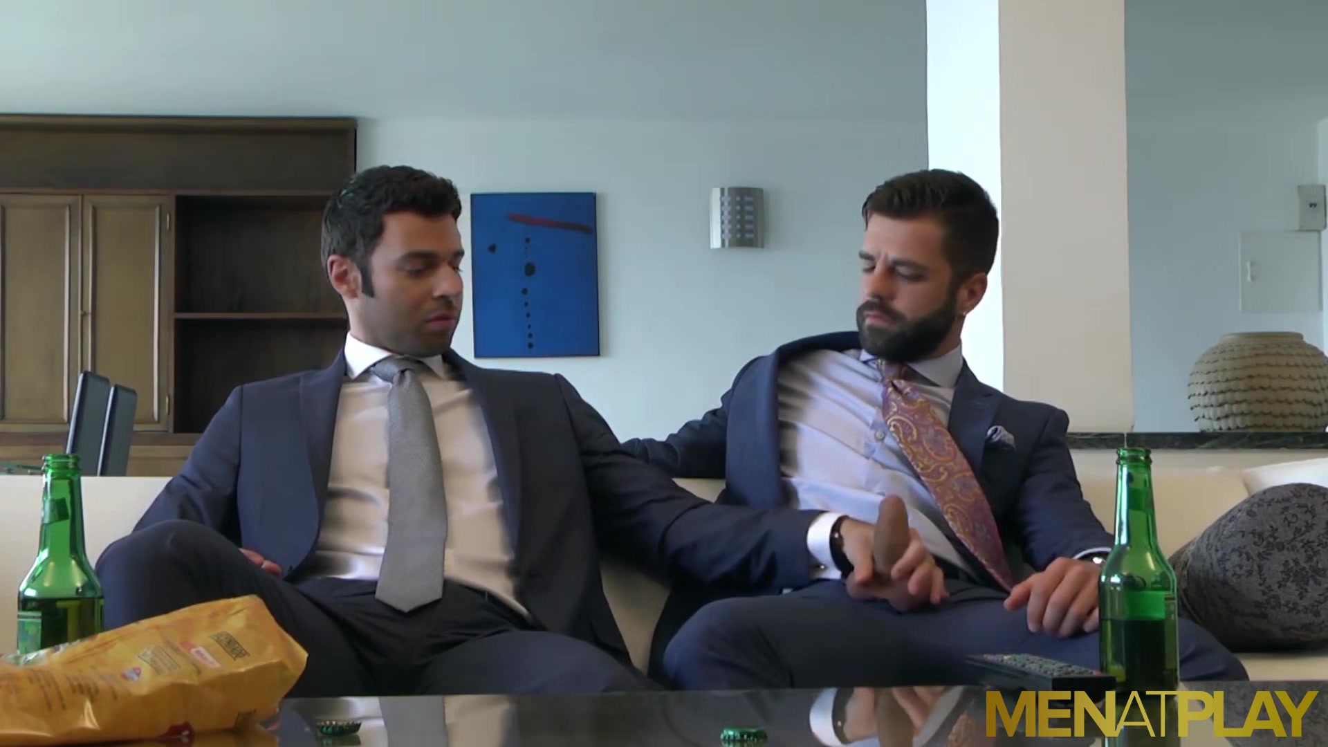MENATPLAY Latino Dario Beck Anal Rides Hunk Hector de Silva