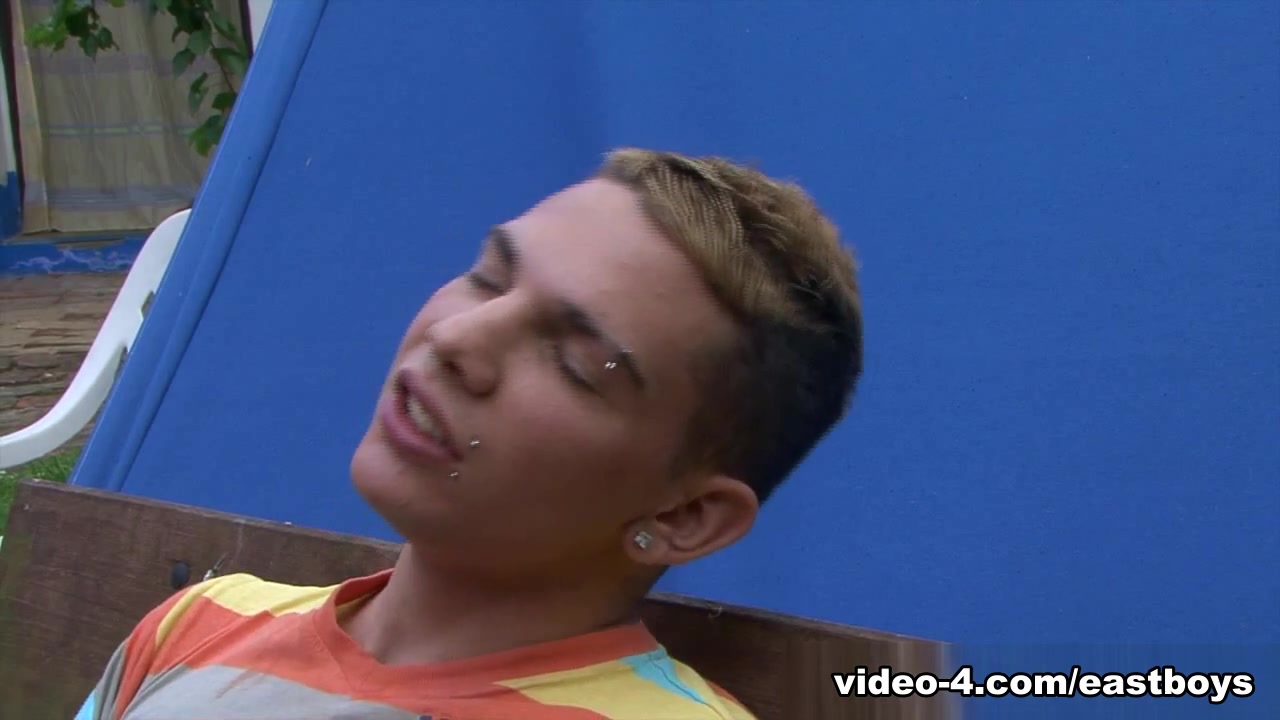 LUIS BLAVA - CUTE TWINKS - KISSING SUCKING FUCKING - EastBoys