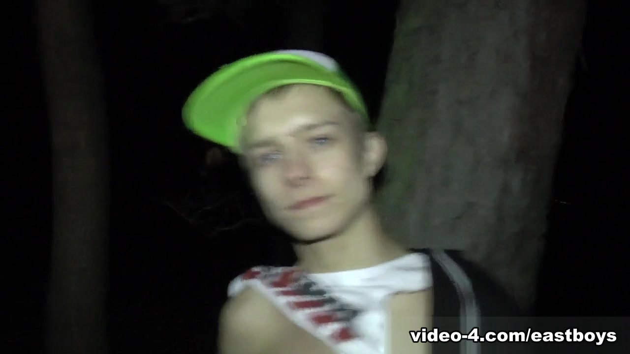 Handjob in the dark forest - EastBoys
