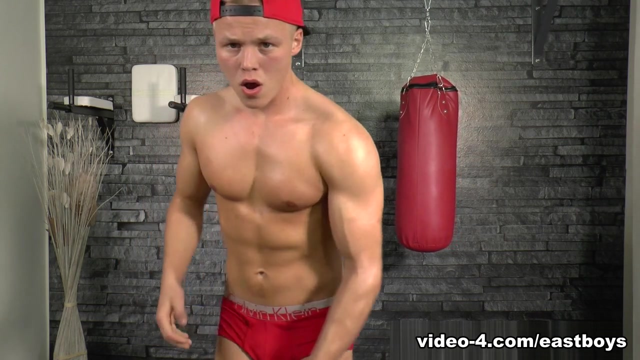 One - Flexing - Solo action - EastBoys