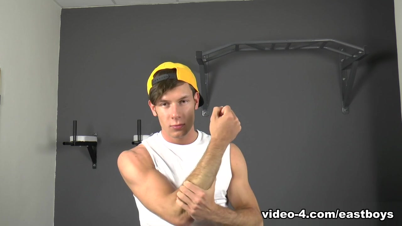One - Muscle Worship - Massage - EastBoys
