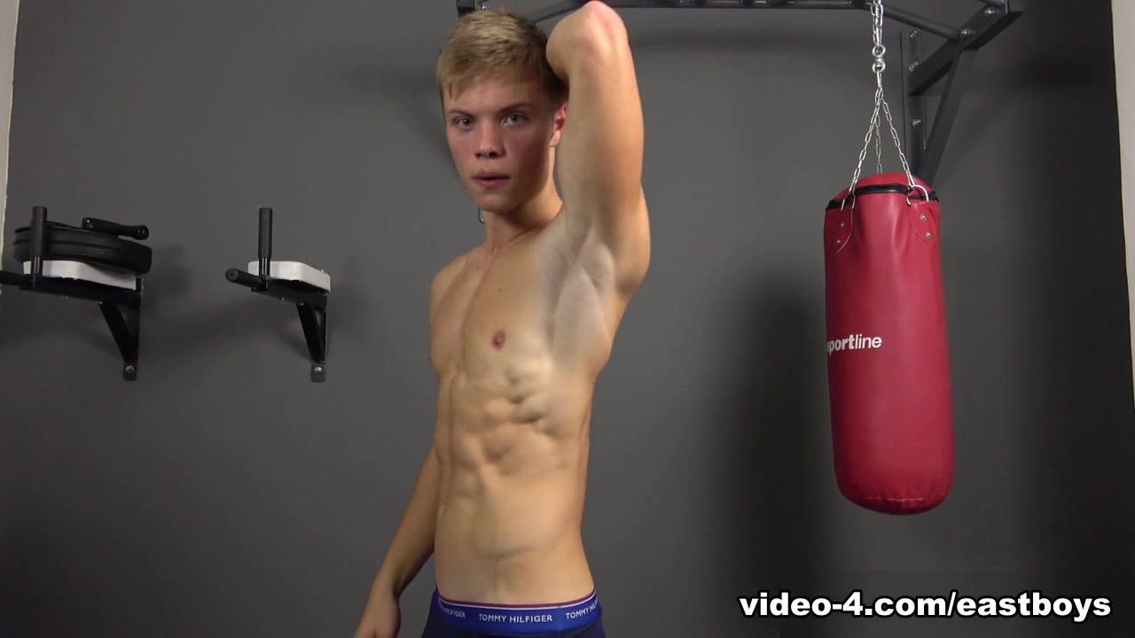 Muscle Flex - Casting 20 - EastBoys