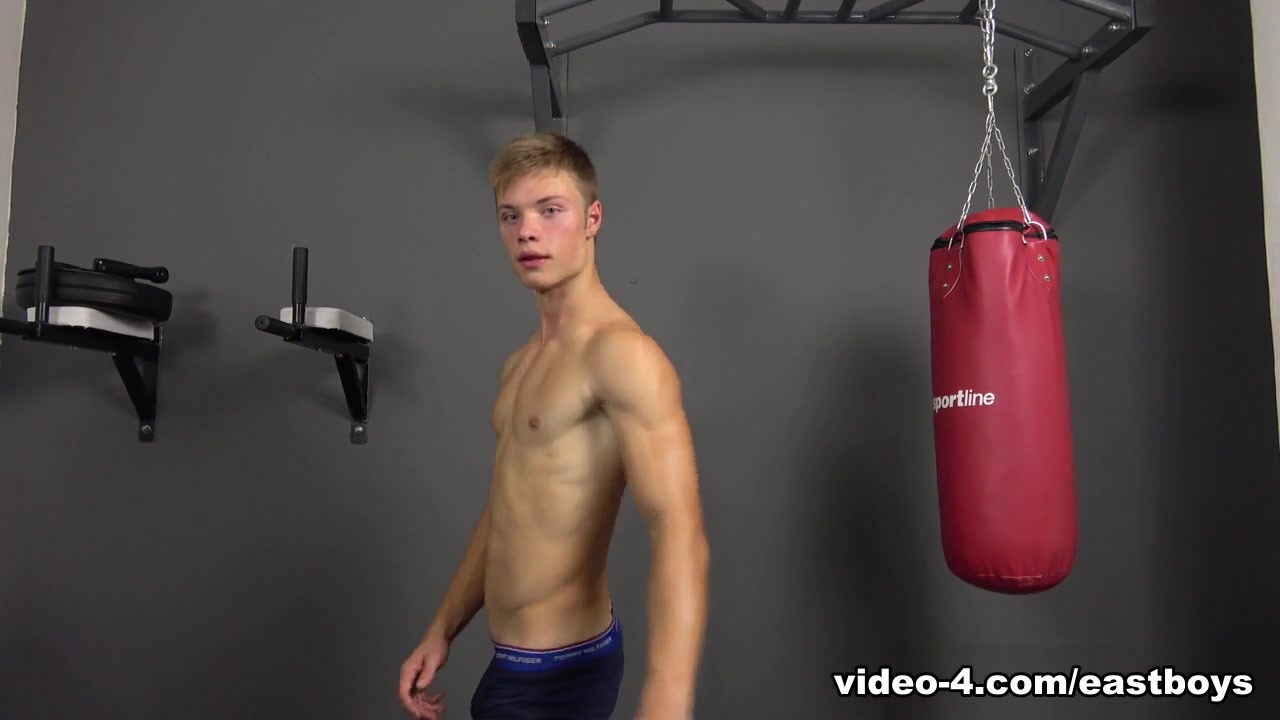 Muscle Flex - Casting 20 - EastBoys