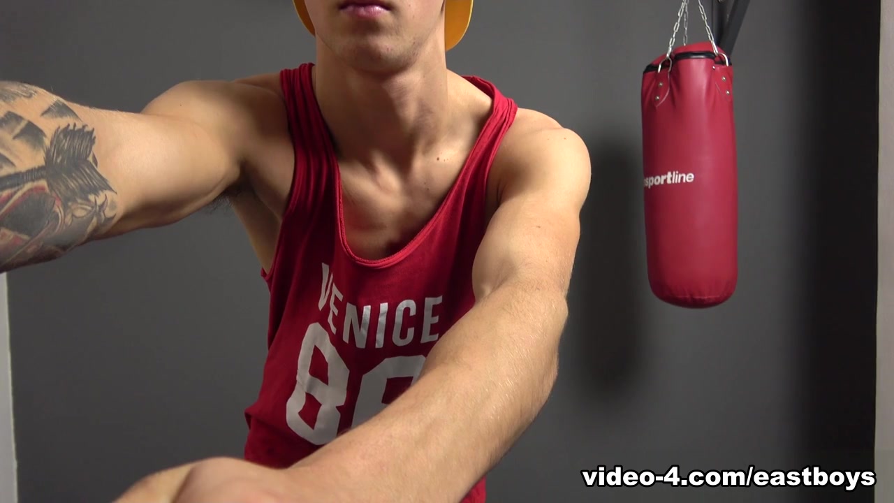 Muscle Flex 4K - Casting 21 - EastBoys