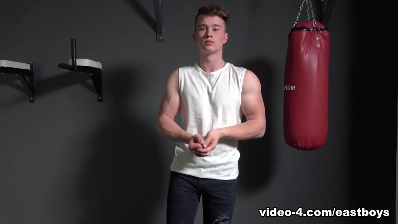 Muscle Flex - Casting 22 - EastBoys