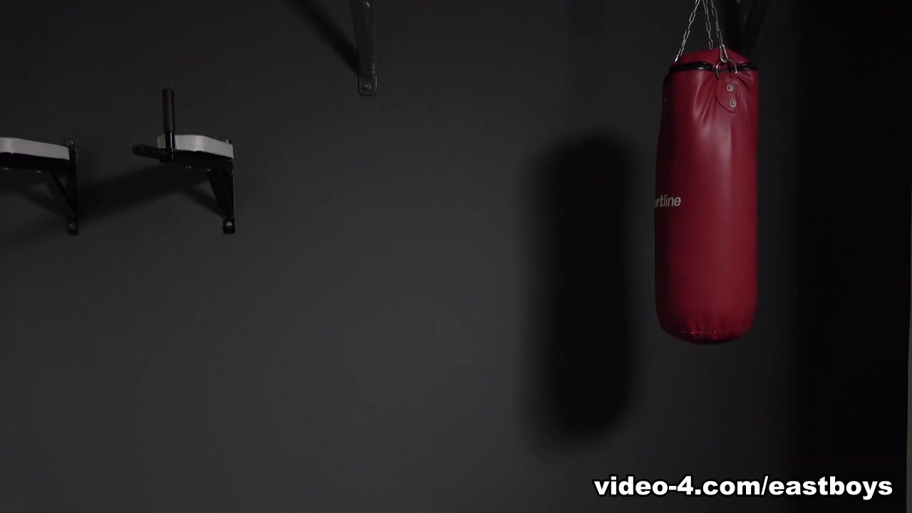 Muscle Flex - Casting 22 - EastBoys