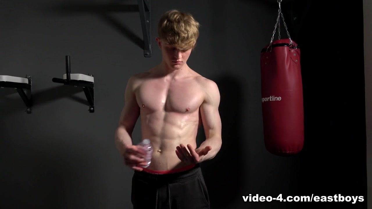 Muscle Flex - Casting 23 - EastBoys