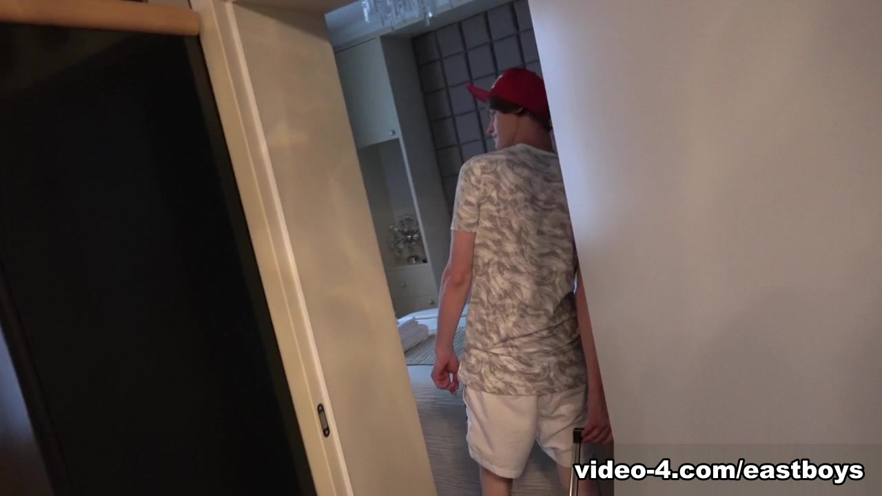 Antony in the bathtub - EastBoys