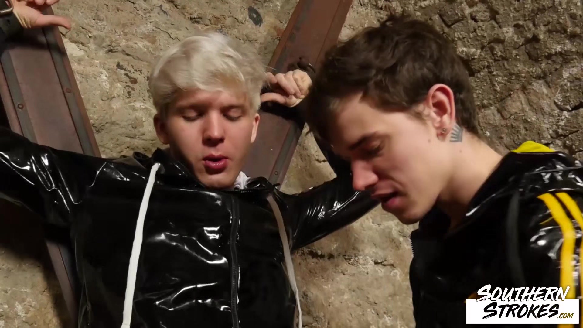 SOUTHERNSTROKES Raw Sex With Vitali Kutcher And Josh Cavalin