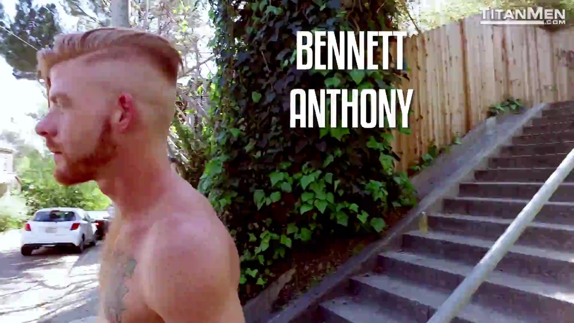 Silverlake: David Benjamin picks up jogger Bennett Anthony and follows him home for some cock!
