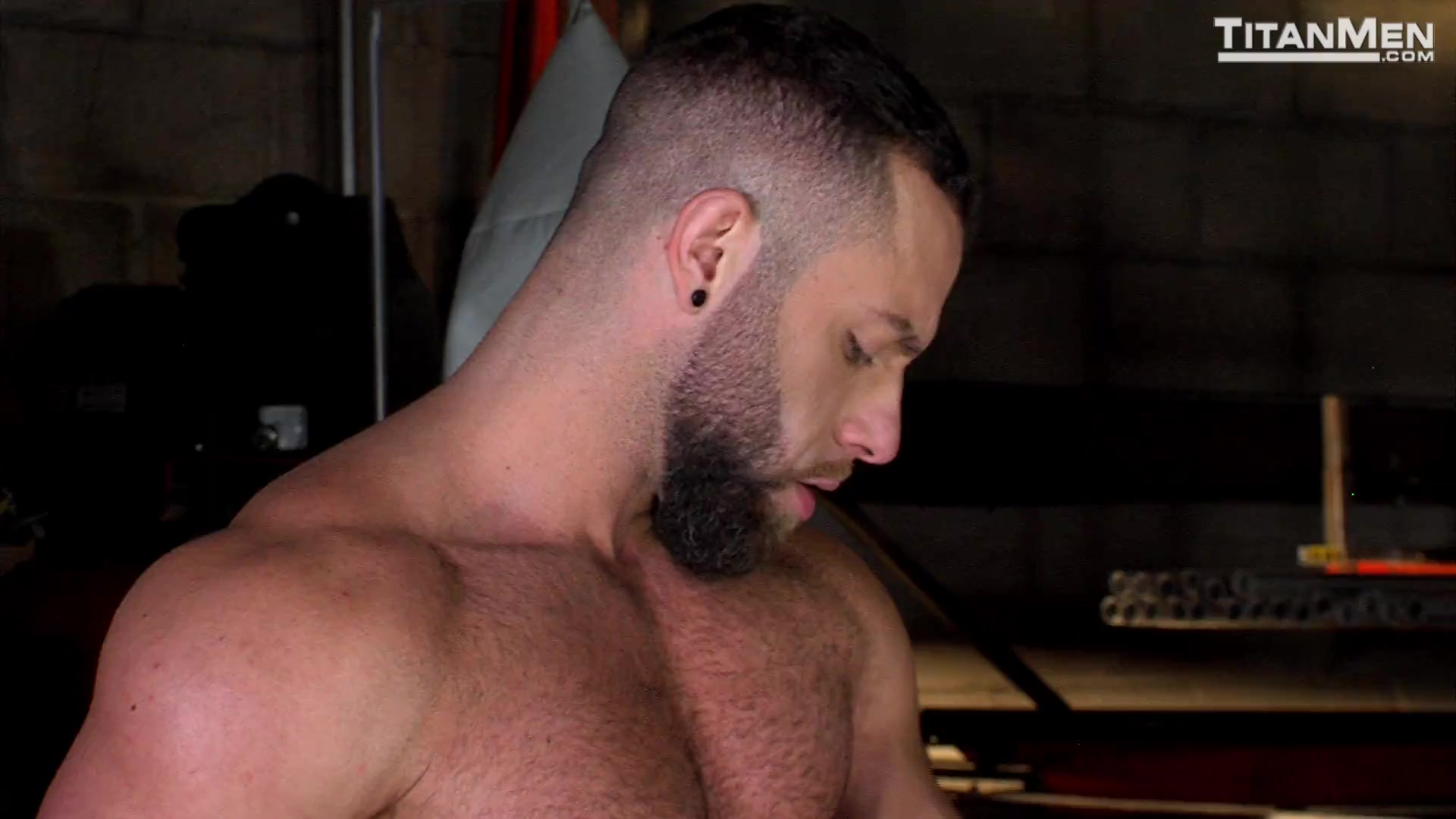 Sling: Liam Knox and Eddy Ceetee fuck in the sling factory!