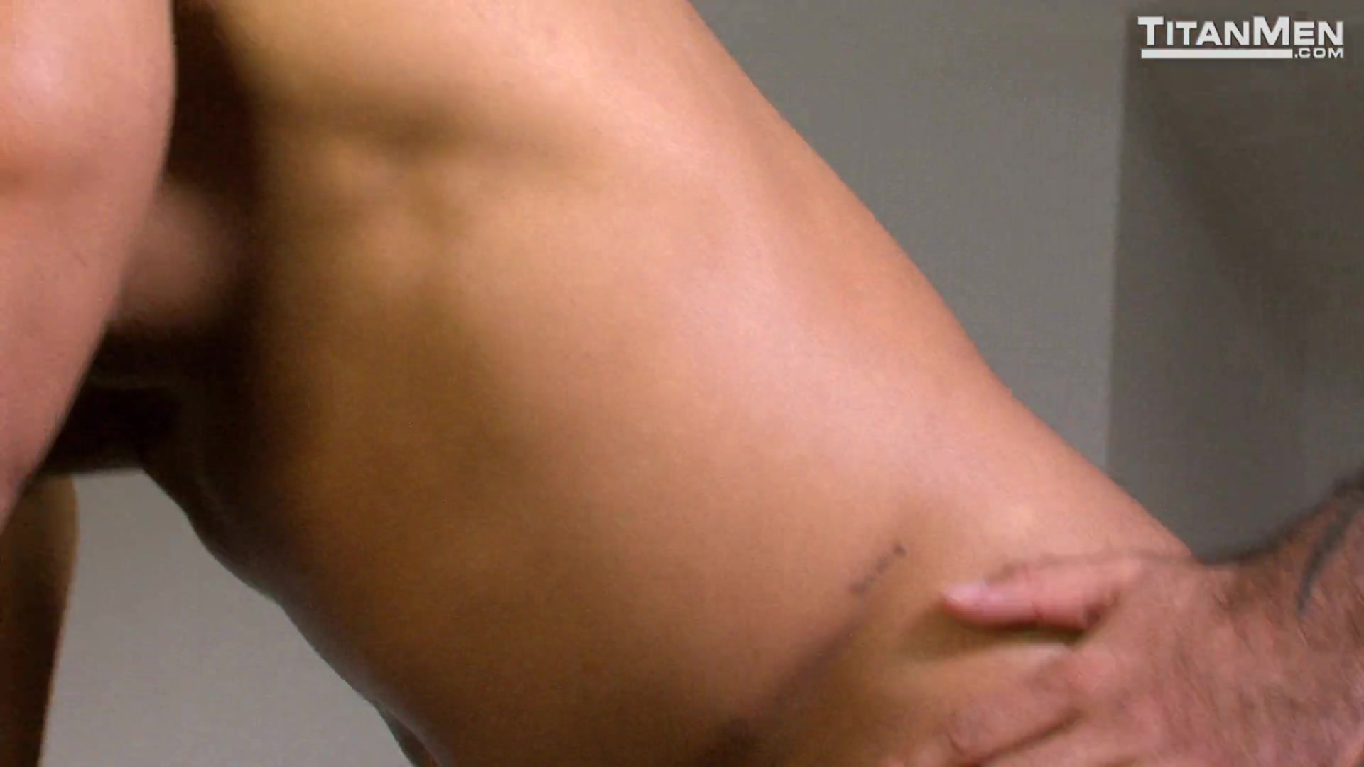 Big_Brother_Scene2: Jason Vario and Daymin Voss