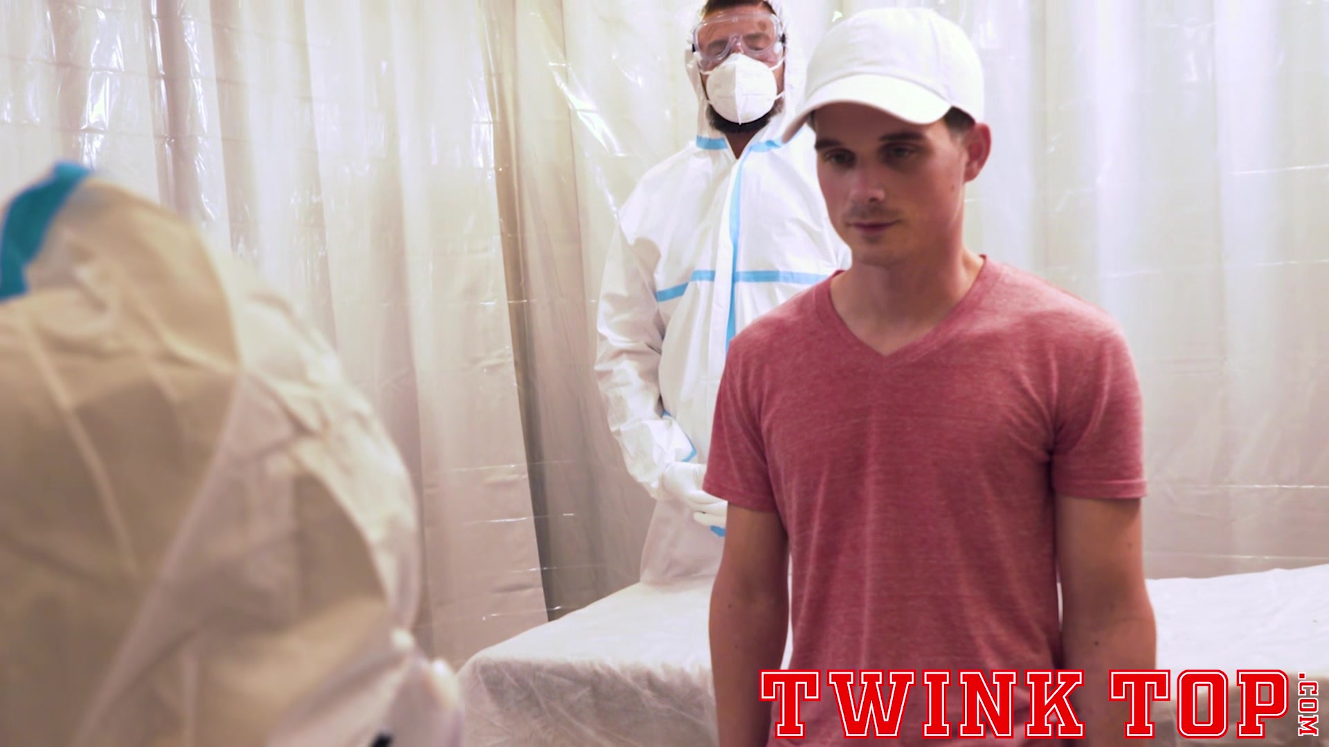 TwinkTop Cute twink barebacks muscle Step daddy during quarantine