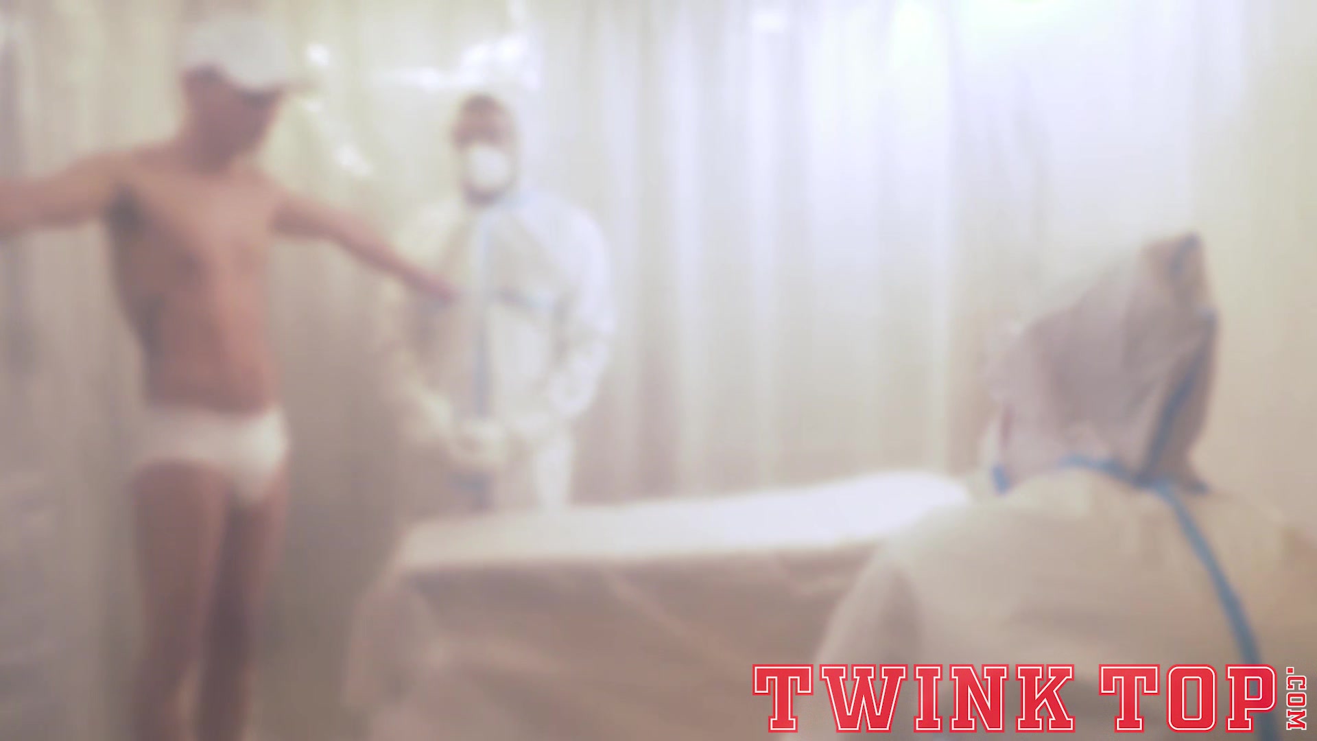 TwinkTop Cute twink barebacks muscle Step daddy during quarantine